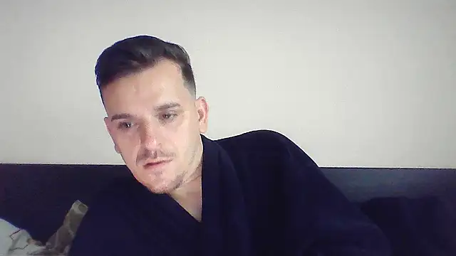 Snapshot of Huge_cock22cm chatting on 10/18/25, 12:29 Huge cock22cm online show from 10/18/25, 12:29