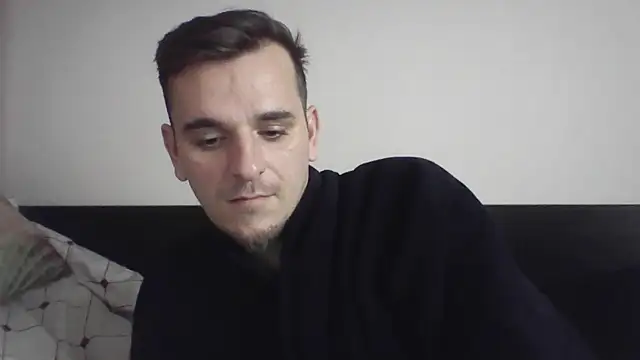 Snapshot of Huge_cock22cm chatting on 03/16/25, 10:00 Huge cock22cm online show from 03/16/25, 10:00