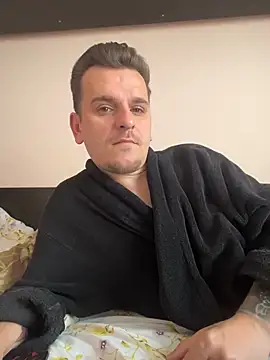 Huge cock22cm online show from 03/22/26, 09:55