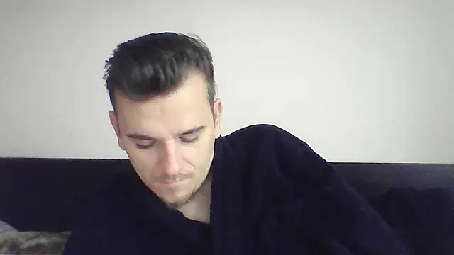 Snapshot of Huge_cock22cm chatting on 10/09/25, 06:47 Huge cock22cm online show from 10/09/25, 06:47