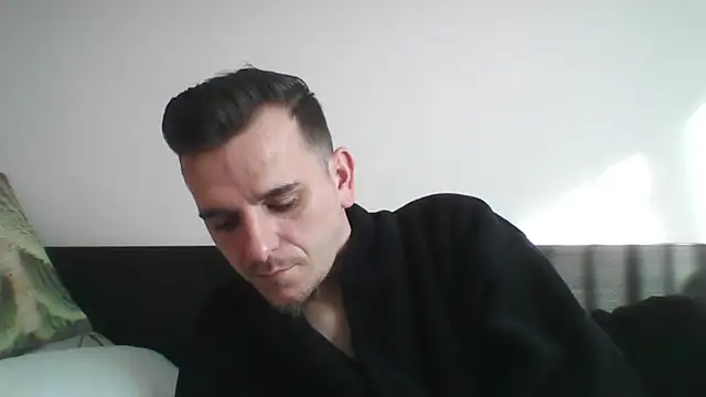 Snapshot of Huge_cock22cm chatting on 03/07/25, 01:29 Huge cock22cm online show from 03/07/25, 01:29