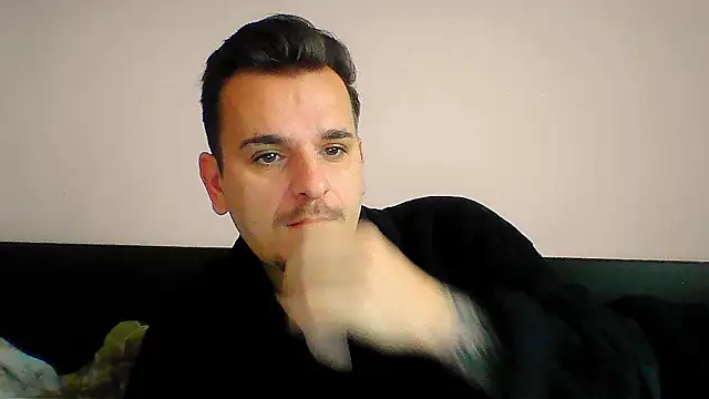 Snapshot of Huge_cock22cm chatting on 12/01/25, 08:59 Huge cock22cm online show from 12/01/25, 08:59