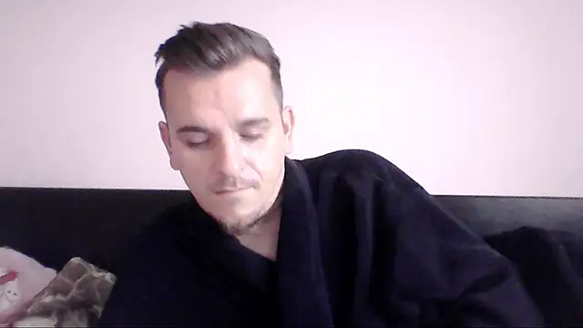 Snapshot of Huge_cock22cm chatting on 10/04/25, 06:59 Huge cock22cm online show from 10/04/25, 06:59