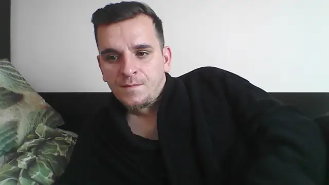 Snapshot of Huge_cock22cm chatting on 03/13/25, 01:18 Huge cock22cm online show from 03/13/25, 01:18