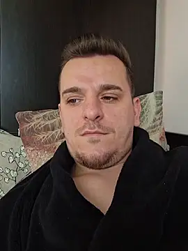 Huge cock22cm online show from 02/01/26, 08:12