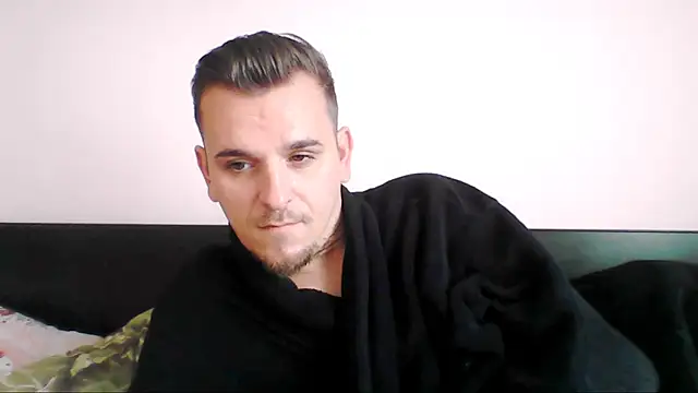 Snapshot of Huge_cock22cm chatting on 09/29/25, 07:59 Huge cock22cm online show from 09/29/25, 07:59