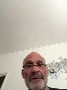 Snapshot of ShyDave81 chatting on 07/12/26, 04:41 ShyDave81 online show from 07/12/26, 04:41
