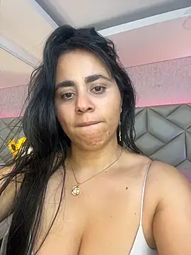 Brenda Garcia online show from 11/29/25, 07:36