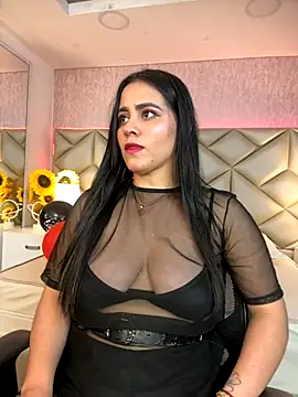 Brenda Garcia online show from 10/03/25, 08:10