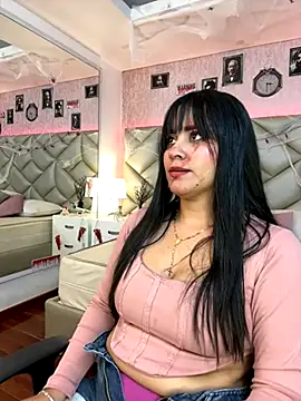 Brenda Garcia online show from 10/17/25, 08:10