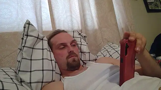 Snapshot of VitaminDrewFl chatting on 02/17/26, 05:54 VitaminDrewFl online show from 02/17/26, 05:54