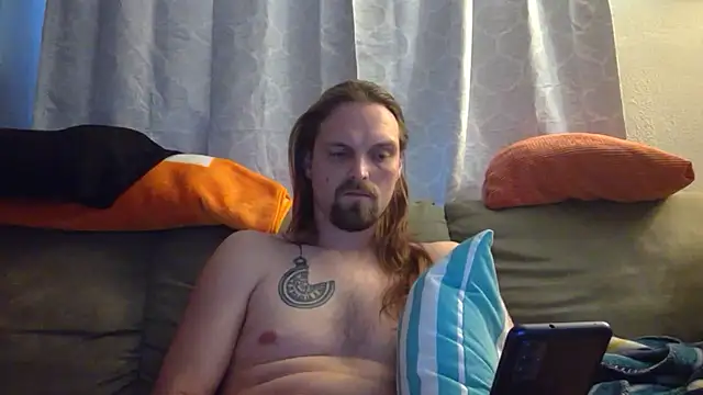 Snapshot of VitaminDrewFl chatting on 01/06/26, 01:15 VitaminDrewFl online show from 01/06/26, 01:15