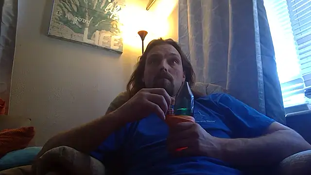 Snapshot of VitaminDrewFl chatting on 01/09/26, 06:37 VitaminDrewFl online show from 01/09/26, 06:37