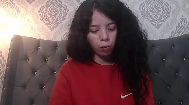 EmmaCowperr online show from 02/25/25, 04:14