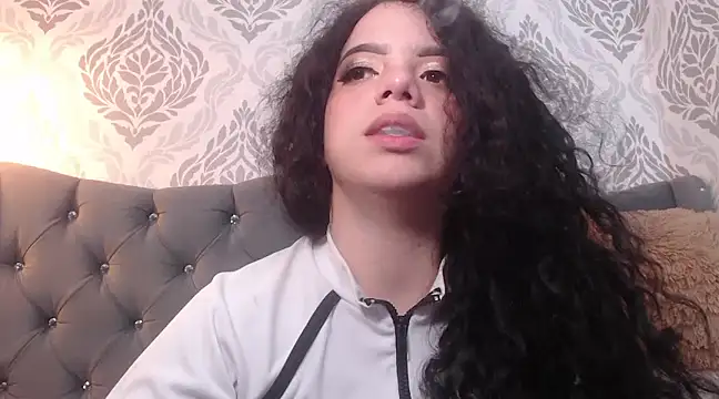 EmmaCowperr online show from 03/13/25, 03:17