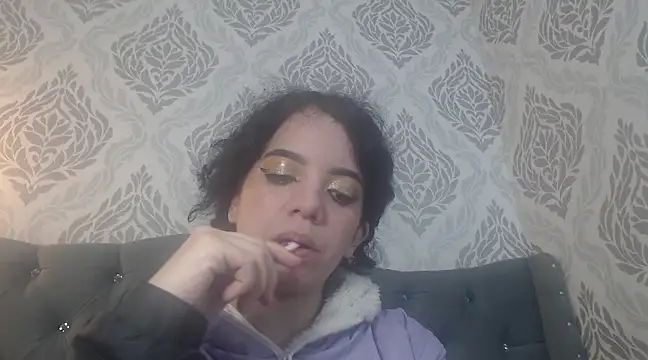 EmmaCowperr online show from 03/21/25, 05:56