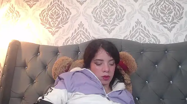 EmmaCowperr online show from 02/26/25, 04:38