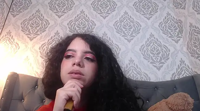 EmmaCowperr online show from 03/10/25, 08:56