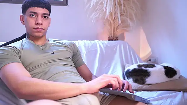 Josep Davies online show from 03/08/26, 02:09