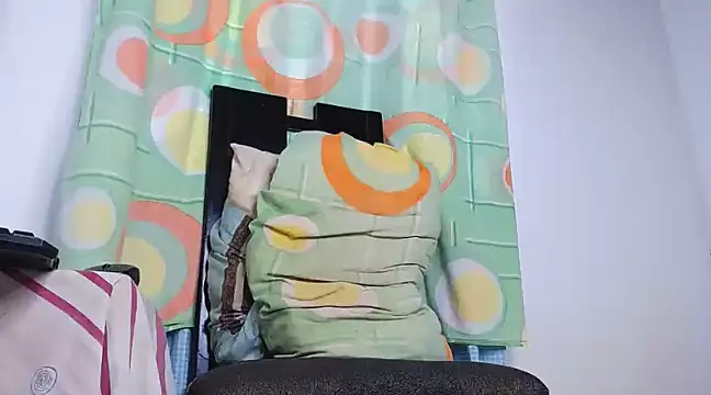 DanteSantoro online show from 02/11/25, 01:41