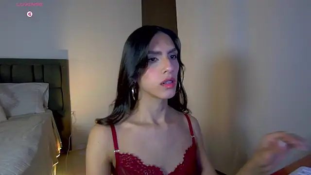 AlanaSofiia online show from 05/20/26, 03:09