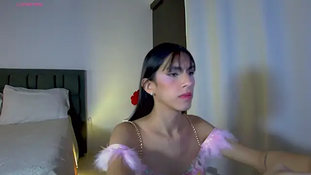 Snapshot of AlanaSofiia chatting on 07/30/26, 04:06 AlanaSofiia online show from 07/30/26, 04:06