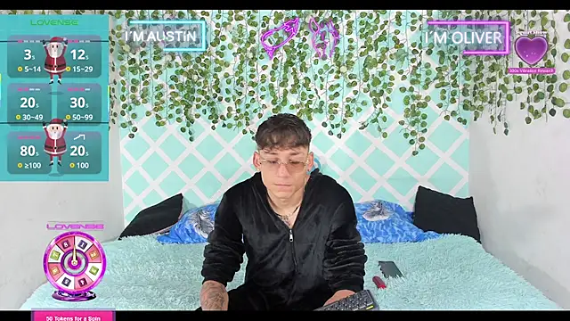 oliverhot2005 online show from 11/23/25, 02:05