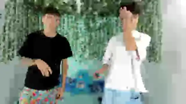 oliverhot2005 online show from 12/02/25, 03:58