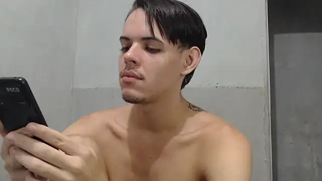 MicaelRian69 online show from 04/15/26, 09:59