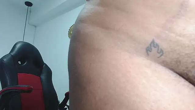 yulia-wolf online show from 03/08/26, 03:37