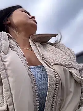 melanny10 online show from 12/22/25, 11:10