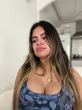 Snapshot of melanny10 chatting on 03/16/25, 09:16 melanny10 online show from 03/16/25, 09:16