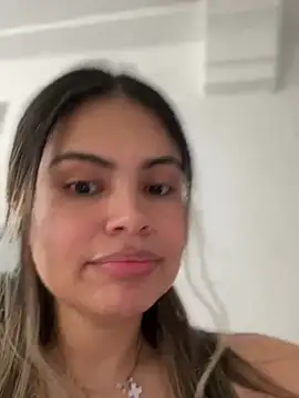 Snapshot of melanny10 chatting on 03/02/25, 11:41 melanny10 online show from 03/02/25, 11:41