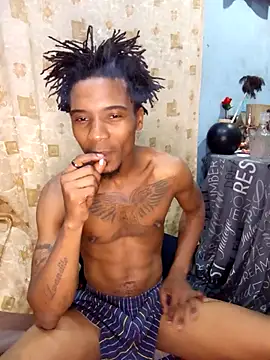 Snapshot of TaurusBallz chatting on 09/22/25, 04:02 TaurusBallz online show from 09/22/25, 04:02