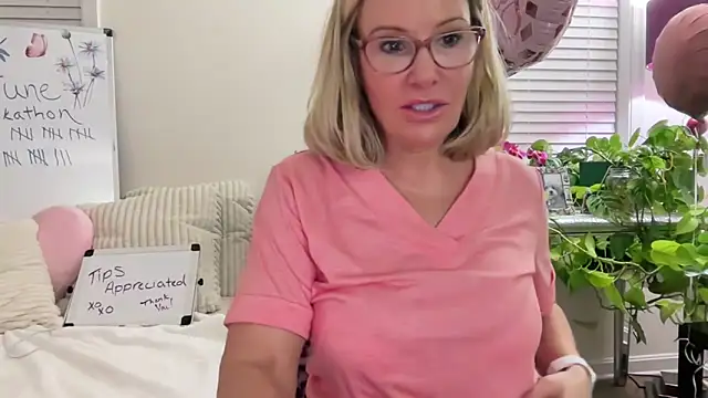 Milf Goddess online show from 06/15/26, 03:51