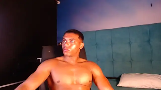 SexyBigCock01 online show from 12/02/25, 01:02