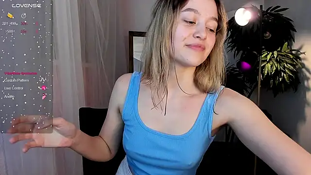Snapshot of n0_nude chatting on 03/20/25, 08:08 n0 nude online show from 03/20/25, 08:08