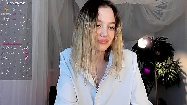 Snapshot of n0_nude chatting on 03/20/25, 11:12 n0 nude online show from 03/20/25, 11:12