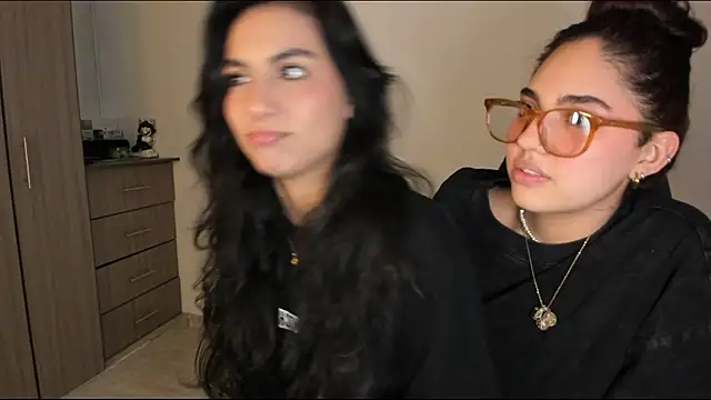 Dahian-peach online show from 11/11/25, 05:35