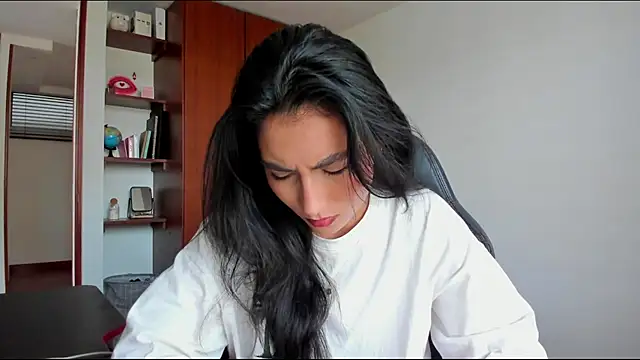 Snapshot of Dahian-peach chatting on 07/08/26, 08:20 Dahian-peach online show from 07/08/26, 08:20