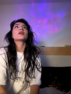 Dahian-peach online show from 11/19/25, 06:13