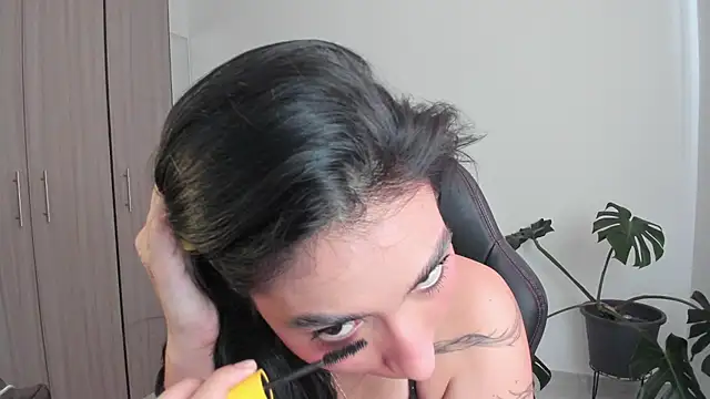 Dahian-peach online show from 12/16/25, 07:40