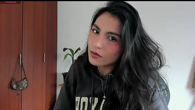 Dahian-peach online show from 04/15/26, 06:45