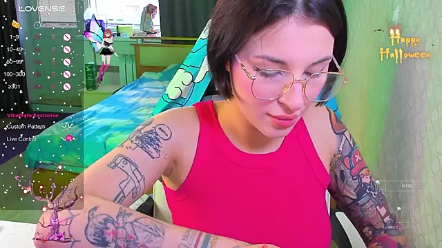 folinskayyya online show from 11/17/25, 04:27