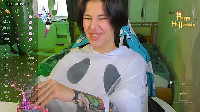 folinskayyya online show from 10/25/25, 03:06