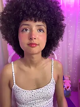 Snapshot of Alice_winter_ chatting on 12/13/25, 08:04 Alice winter online show from 12/13/25, 08:04