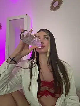 Ashleyjenner  online show from 01/12/26, 12:06