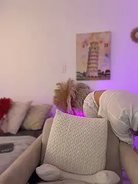 Snapshot of Ashleyjenner_ chatting on 04/09/26, 02:45 Ashleyjenner online show from 04/09/26, 02:45