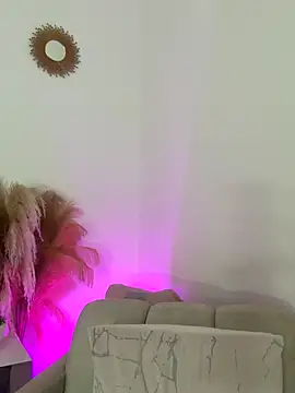 Ashleyjenner  online show from 10/09/25, 11:38