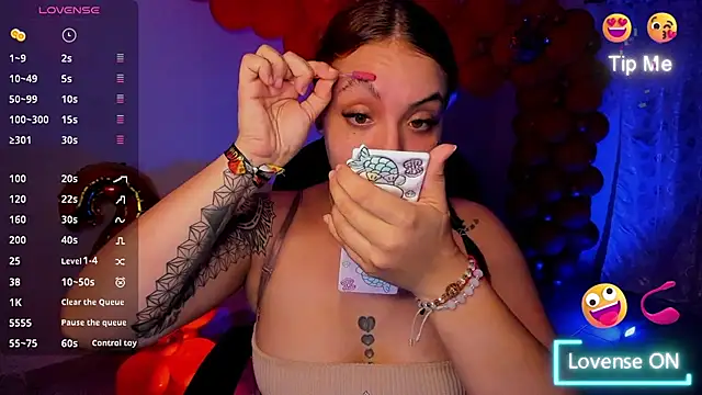 KetziaDoll online show from 11/25/25, 04:35